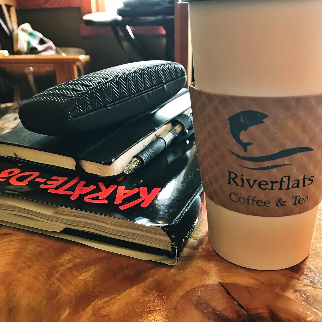 After our favorite #coffee shop closed in #Ludington we found a new one. #riverflatscoffeeandtea – great service, friendly staff, and tasty coffee. #americano #coffeeshop #puremichigan