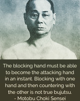 “The blocking hand must be able to become the attacking hand in an instant. #Blocking with one hand and then countering with the other is not true #bujutsu. Real bujutsu presses forward and blocks and counters in the same motion.” — I love this quote/translation from #Motobu #Choki #Sensei. I’ve been trying to #focus on practicing this concept whenever I can. #martialarts #karate #bushido #budo #training #gojushorei
