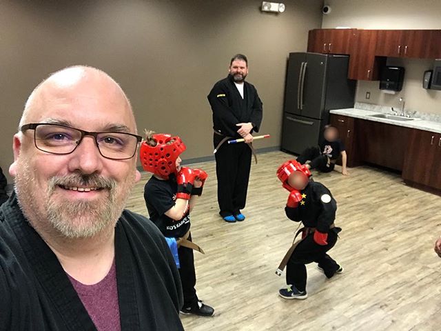 Day 24 and almost 3 hours in the #dojo tonight. The close of #30daysofmartialarts is coming fast. Oh yeah, with @erickastengren in the background. #30daysofkarate #martialarts #karate @bsma_dojo @ando_mierzwa @mish.mash.do @jeremylesniak @scottbolon